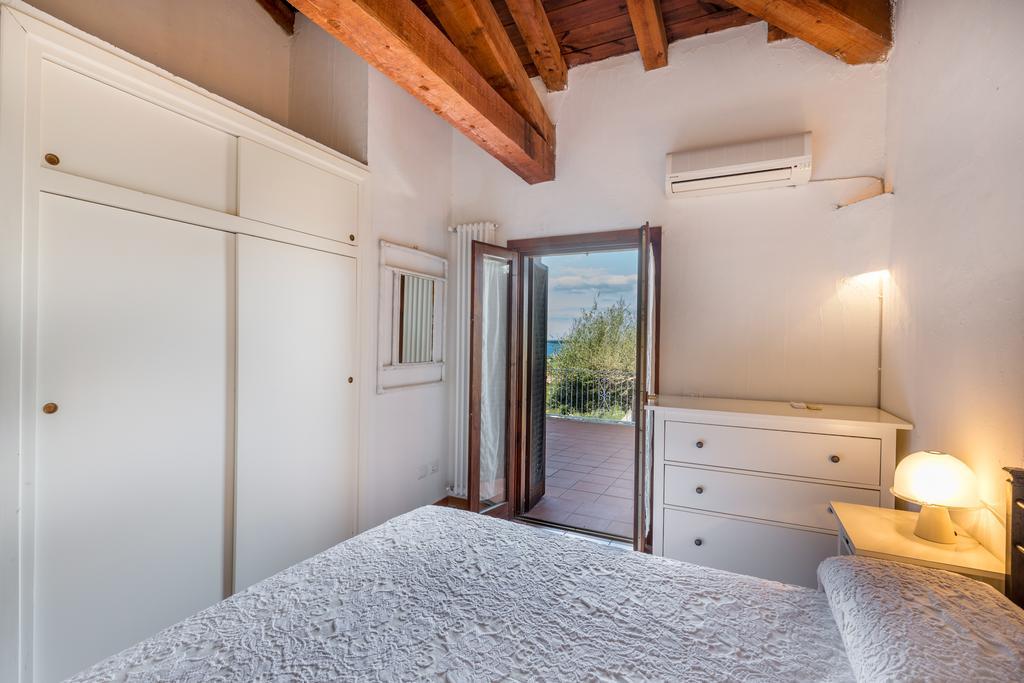 Le Case Di Mara - Appartamento Vista Mare A Porto Rotondo Exterior foto