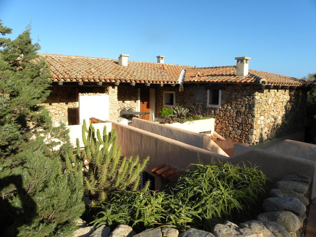 Le Case Di Mara - Appartamento Vista Mare A Porto Rotondo Exterior foto